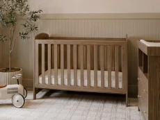 Bebe & Beyond Bebe & Beyond Seeker Drift 2 Piece Cot Bed Set