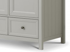 Julian Bowen Julian Bowen Maine Dove Grey 3 Door 2 Drawer Triple Wardrobe (Flat Packed)