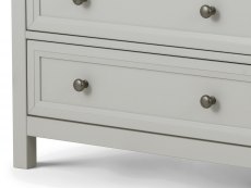 Julian Bowen Julian Bowen Maine Dove Grey 3 Drawer Low Chest of Drawers (Flat Packed)