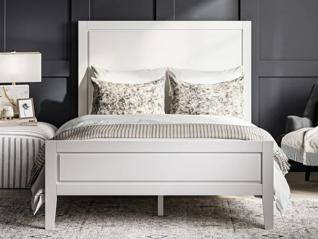 LPD Bay White Wooden Bed Frame - 5ft King Size thumbnail